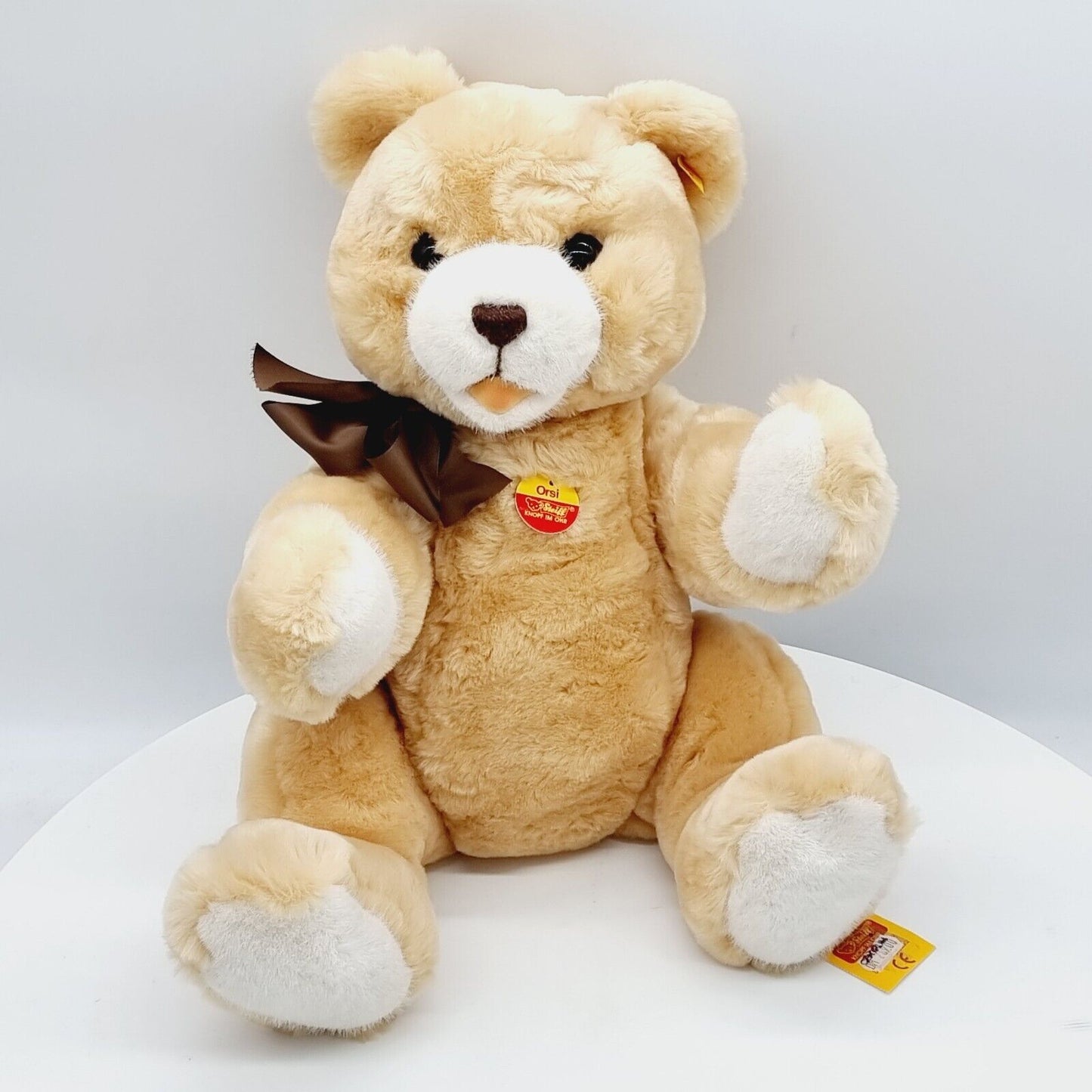 Steiff 013119 Orsi Teddybär 50 cm Plüsch mit Stimme und Pullover