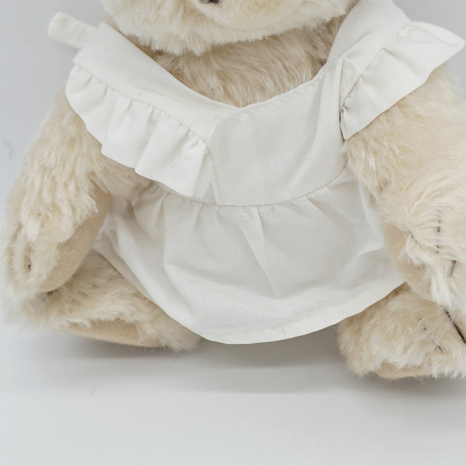 8950438