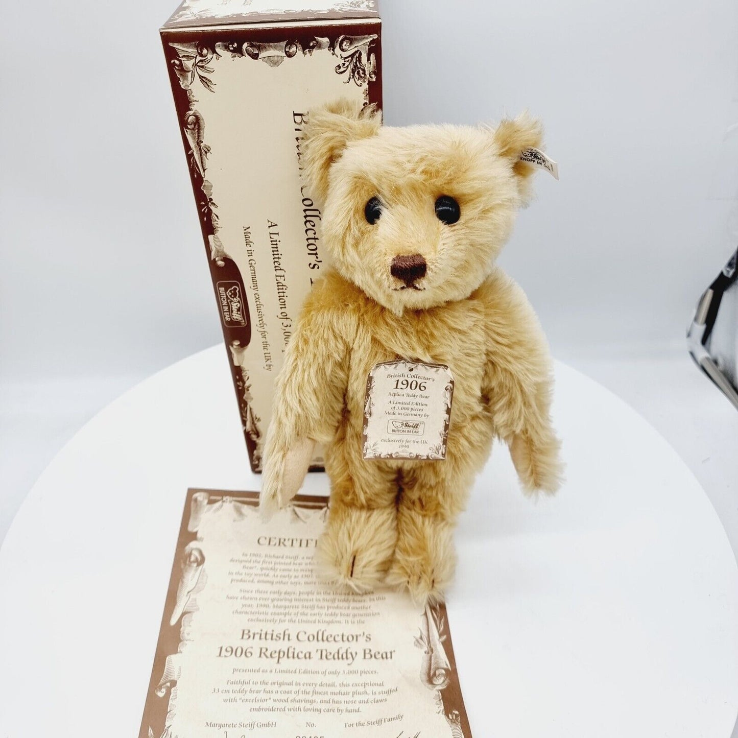 Steiff 406096 British Collectors 1906 Replica Teddybär 33 cm