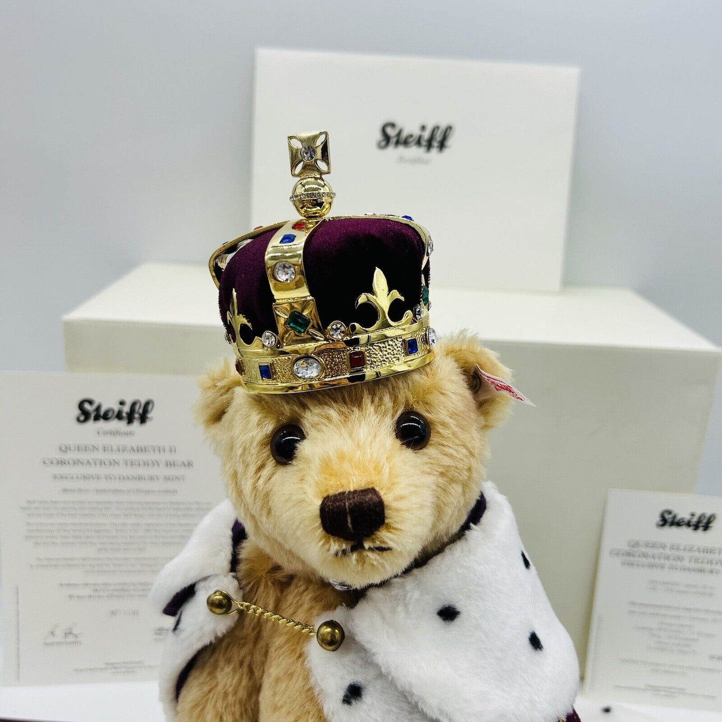 Steiff Danbury Mint 664359 Teddybär Queen Elizabeth II Coronation Bear 28 cm