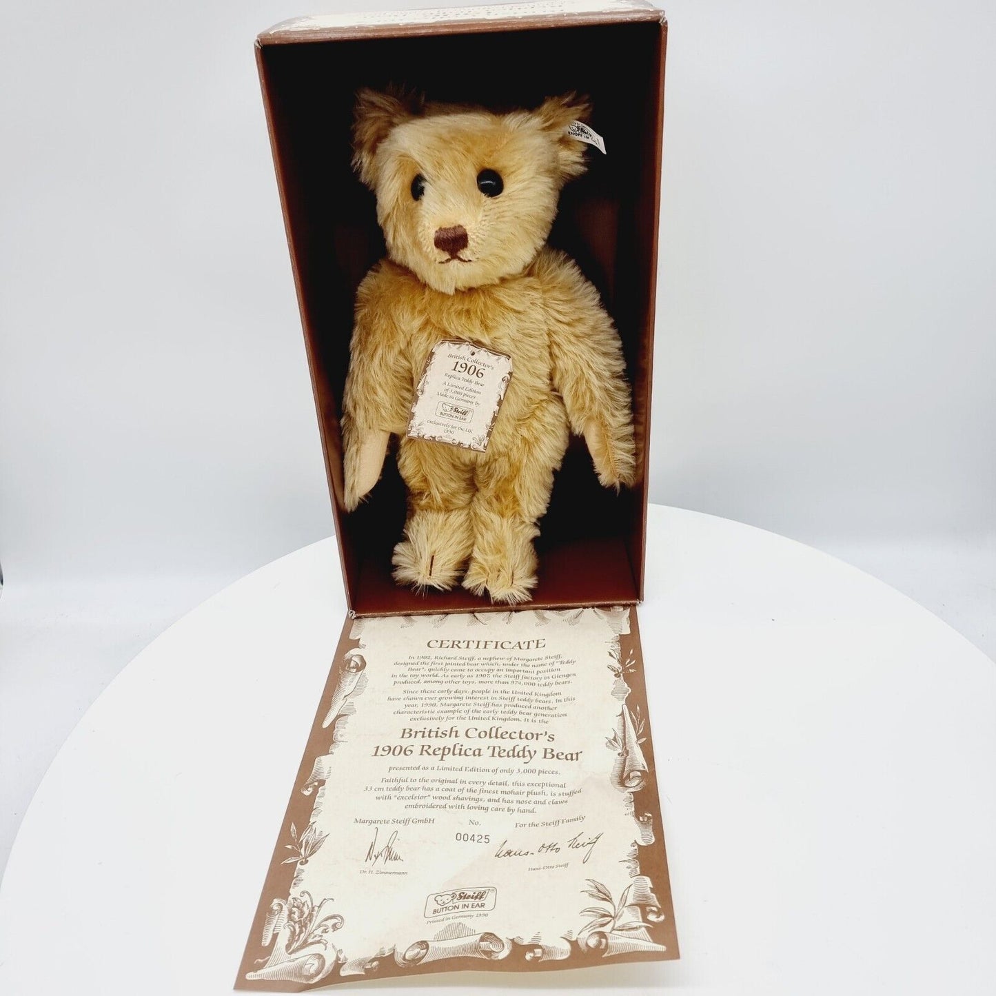 Steiff 406096 British Collectors 1906 Replica Teddybär 33 cm