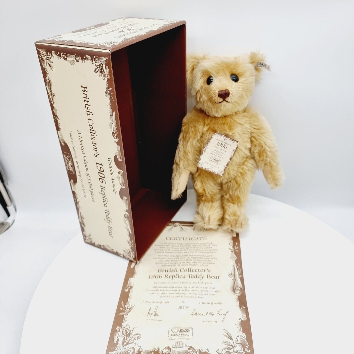 Steiff 406096 British Collectors 1906 Replica Teddybär 33 cm