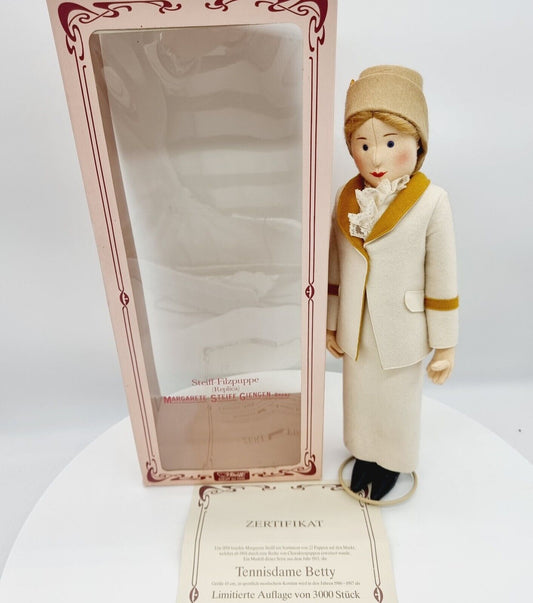 Steiff 9100/45 Filzpuppe Tennisdame Betty Replica 1913 limitiert 3000 aus 1986