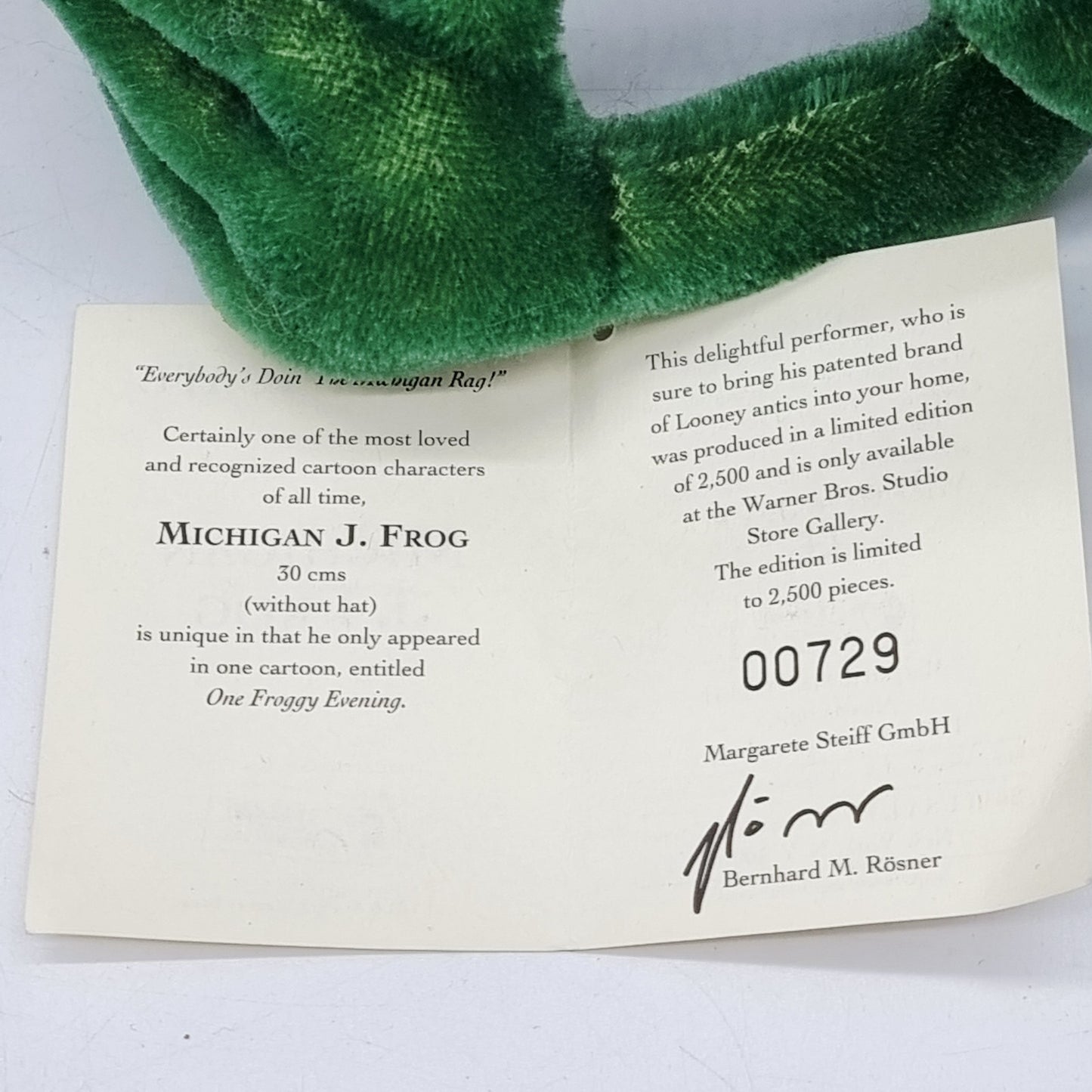 8950393