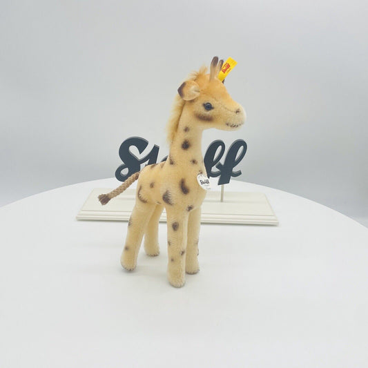 Steiff Giraffe Greta 068058 22cm Mohair