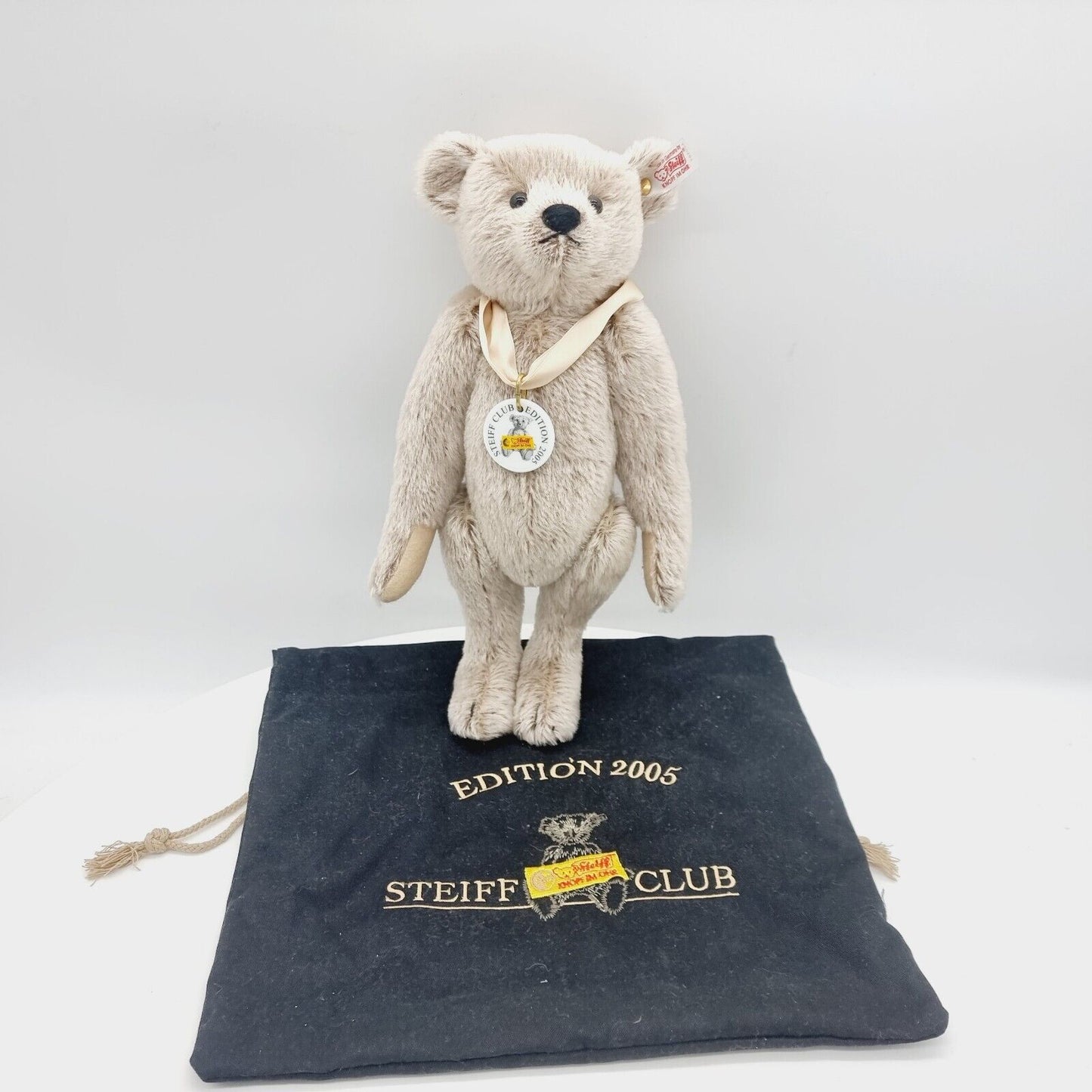 Steiff 420467 Teddybär Richard Steiff Club Edition 2005 mit Porzellanbrustschild