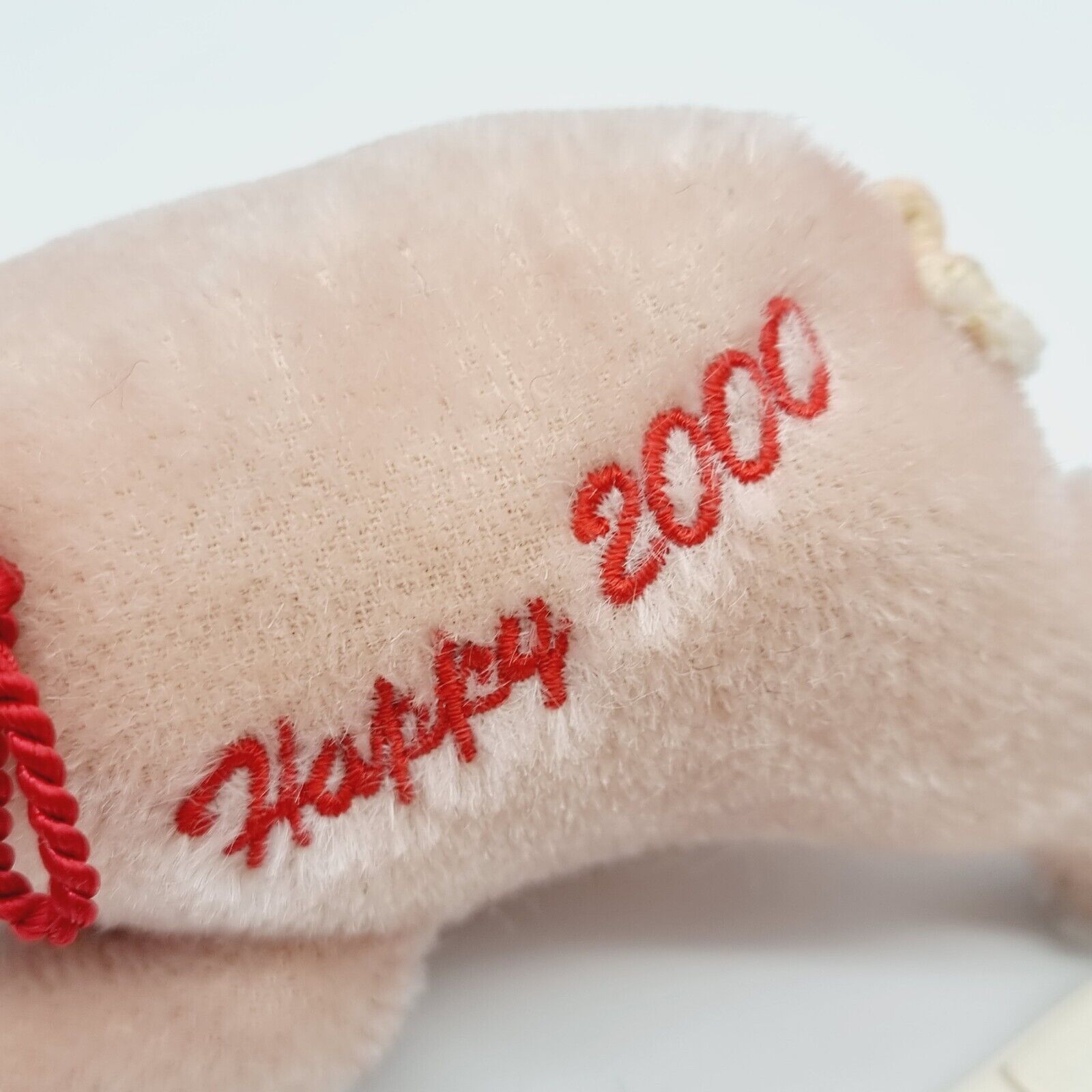 6570766
