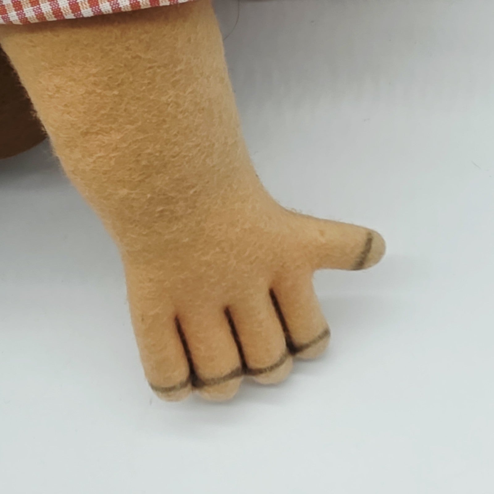 8560675
