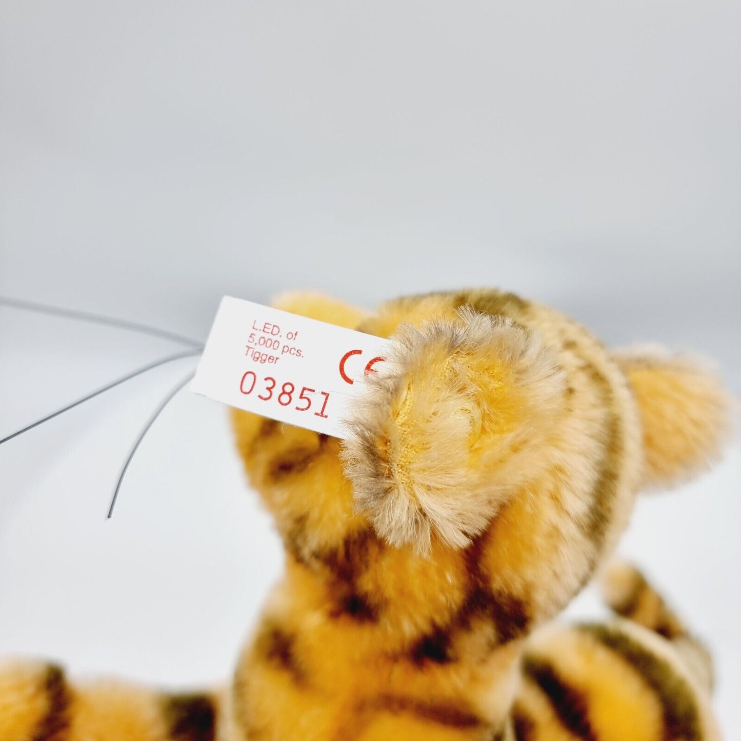 Steiff 651656 Tigger 20 cm  limitiert 5000 Jahr 2000