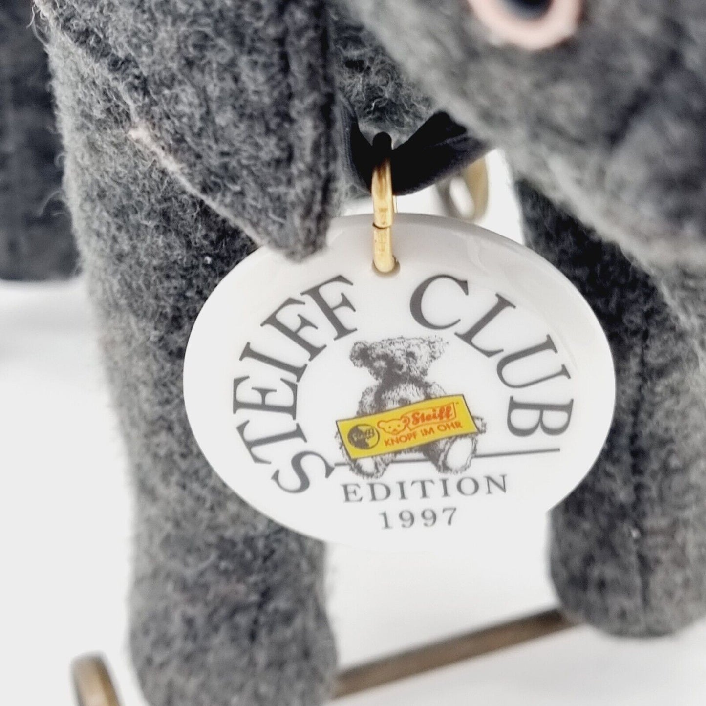 Steiff 420115 Filzelefant auf Rädern Replica Club Edition 1997 / 1998