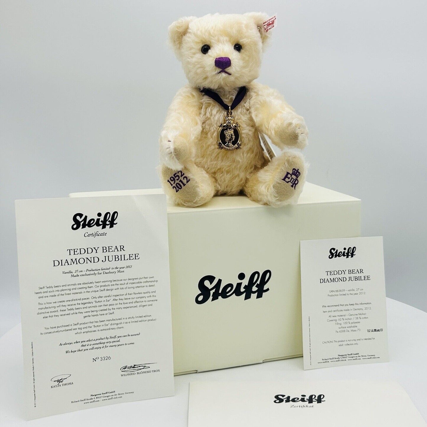 Steiff 663659 Teddybär Diamond Jubilee Queen Elizabeth limitiert 2012