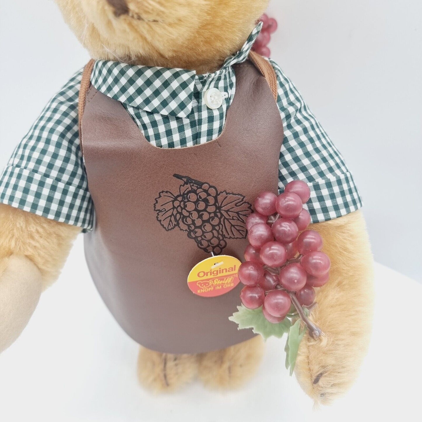 Steiff 670091 Winzer Teddybär 32 cm Jahr 1997 limitiert 2000