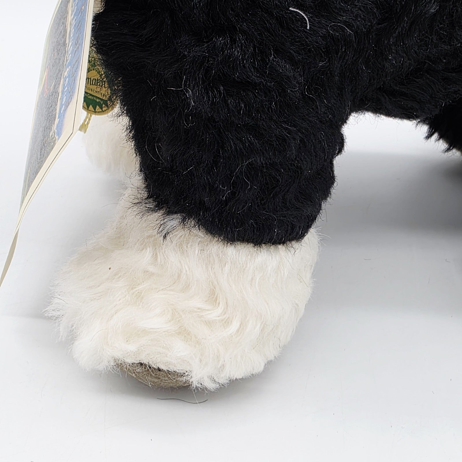 8564974