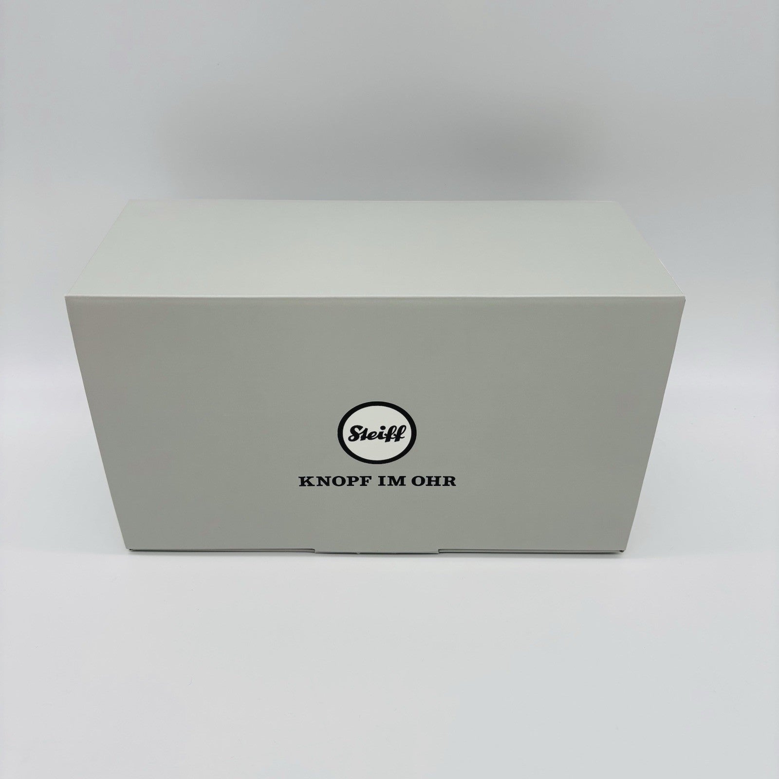 8023672