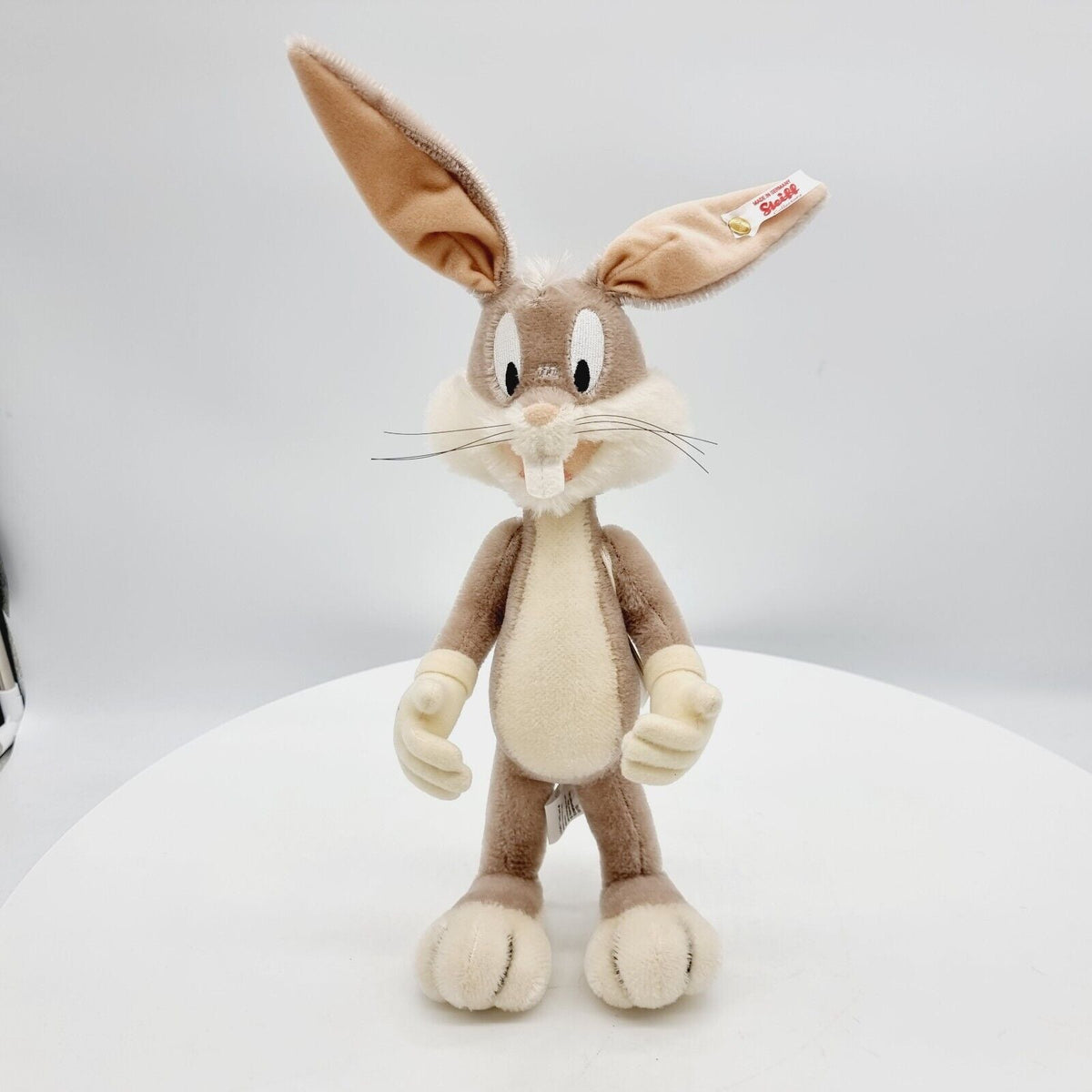 Steiff 355042 Warner Bros Bugs Bunny aus Looney Tunes limitiert 2000 aus 2015