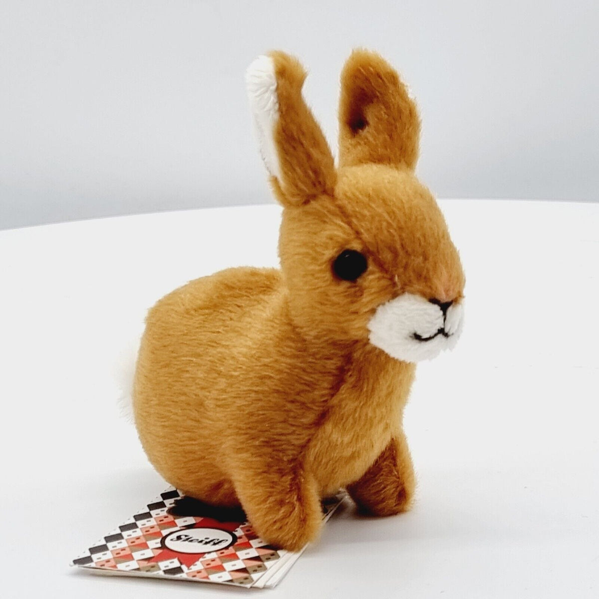 Steiff 683503 Hase goldbraun sitzend für FAO Schwarz 11 cm Plüsch