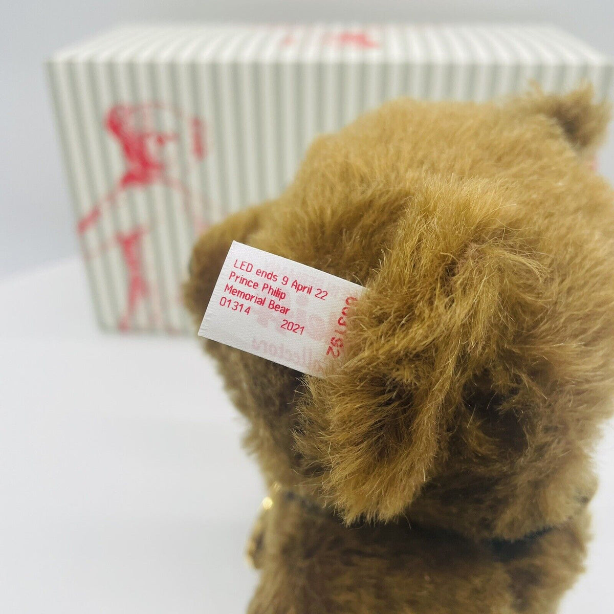 Steiff Danbury Mint Prince Philip Memorial Bear 663192 Zeitlimitierung aus 2021