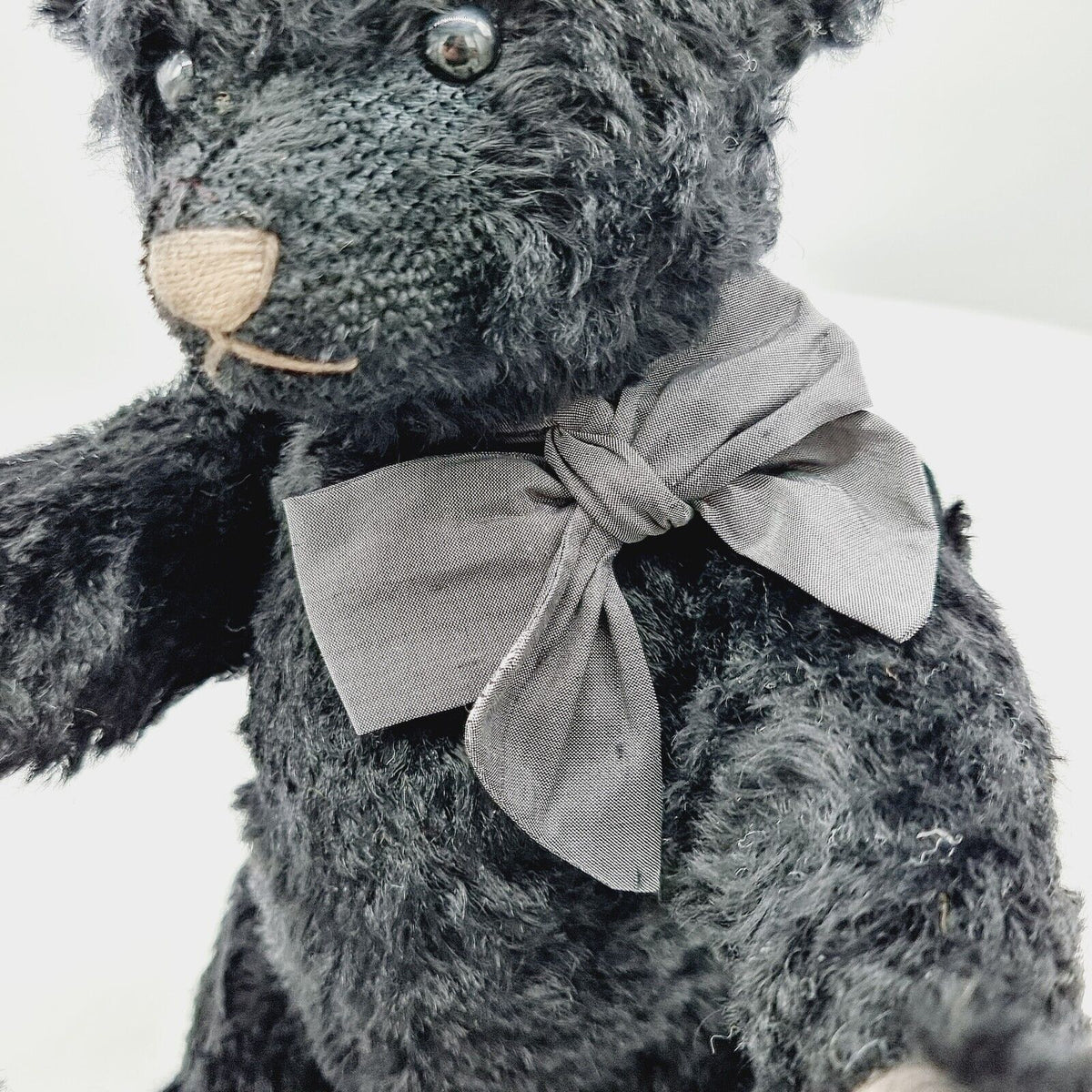 Nr. 17! Steiff 663178 Teddybär Petsy schwarz limitiert 1500 aus 2008 32 cm