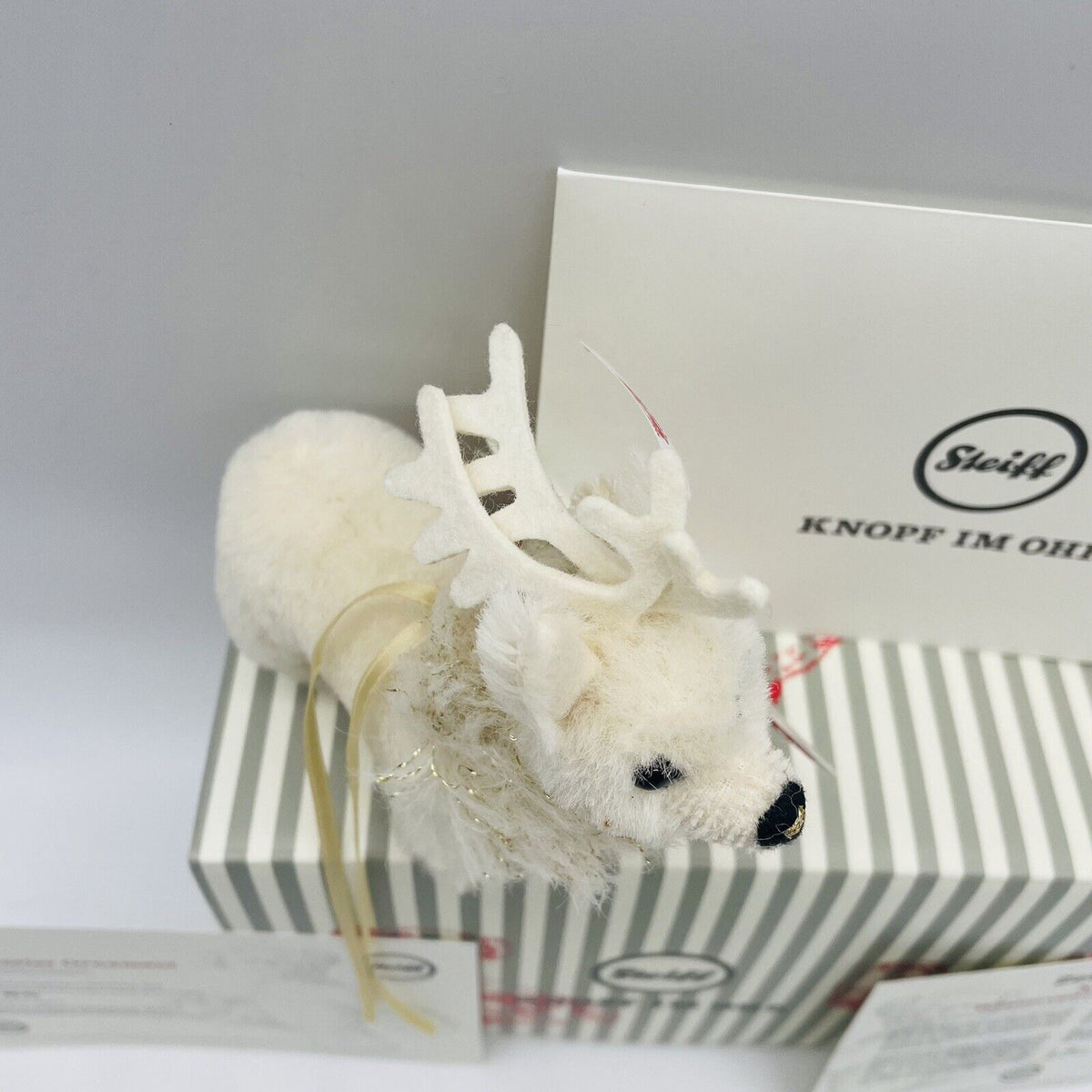 Steiff Ornament Winterrentier 006234 limitiert auf 1500 Stk. 12cm Swarovski