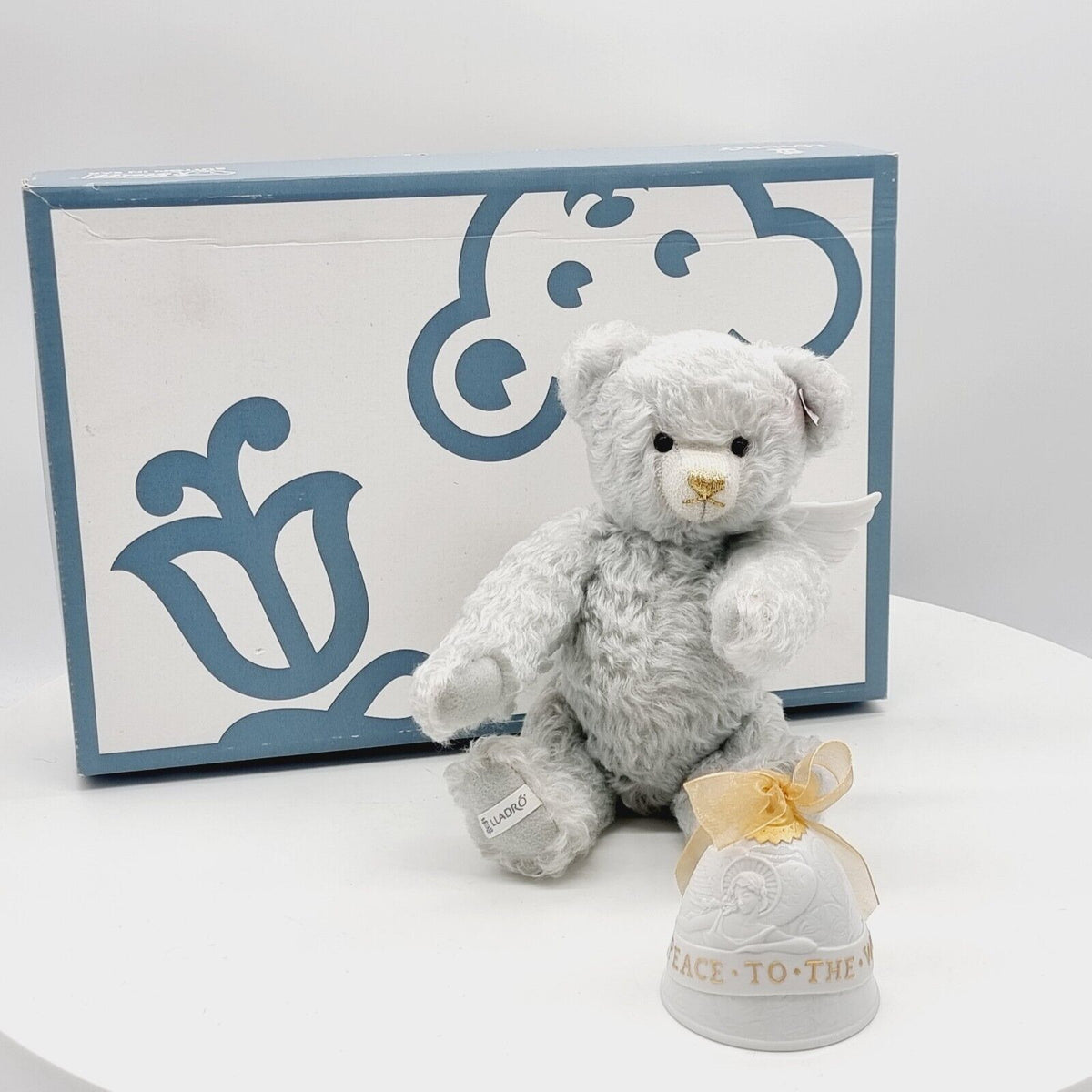 Steiff 676833 Teddybär Angel Engel mit Flügeln Lladro Porzellan Glocke Peace