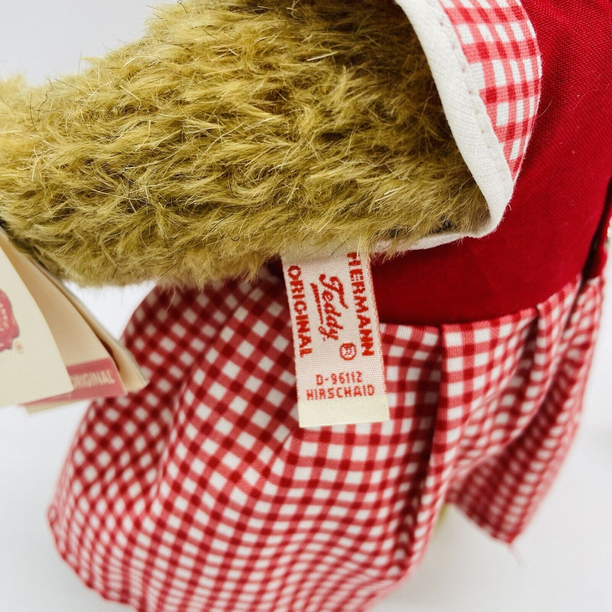 Hermann Teddy Teddybär Klara mit Puppenwagen und Filzpuppe