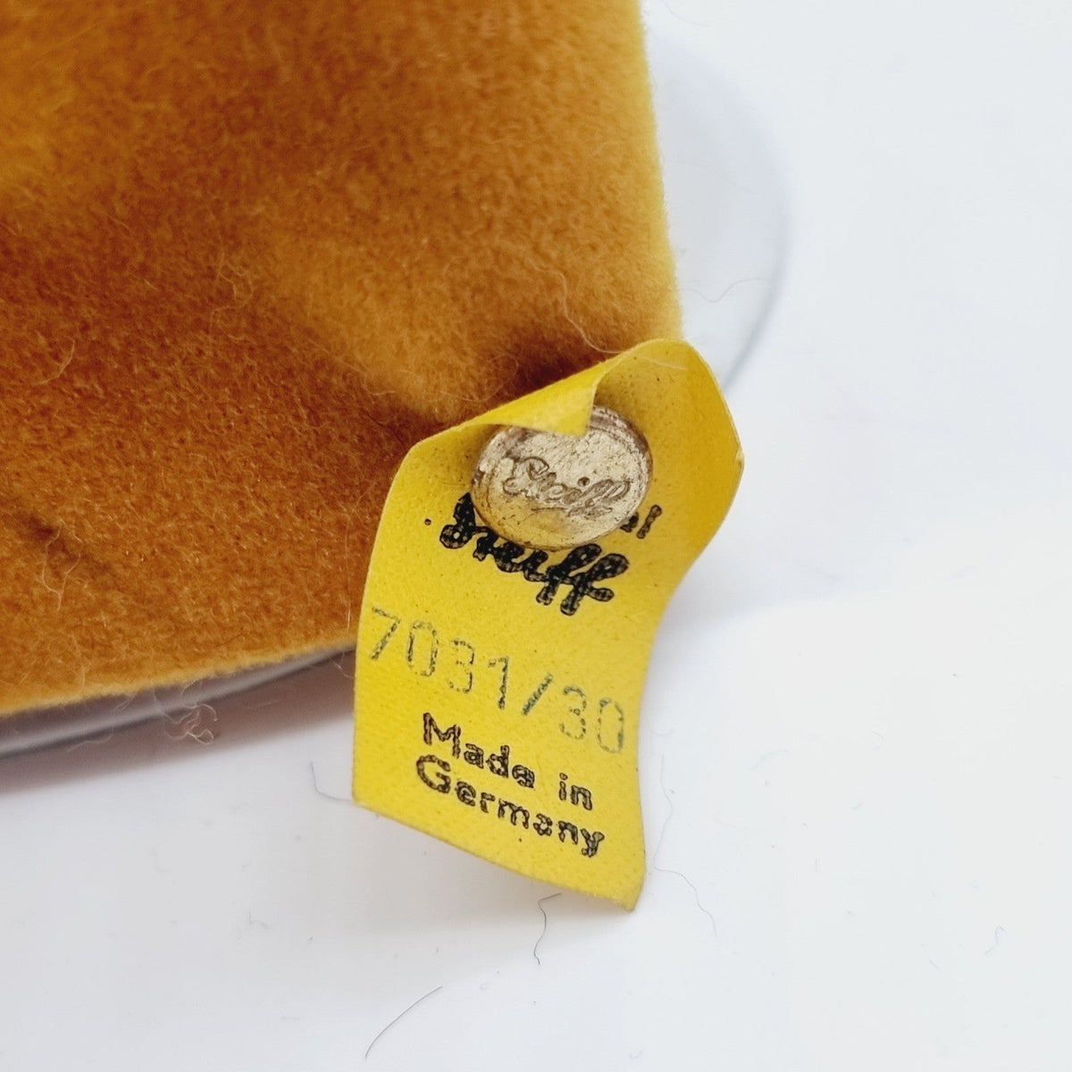 8253160