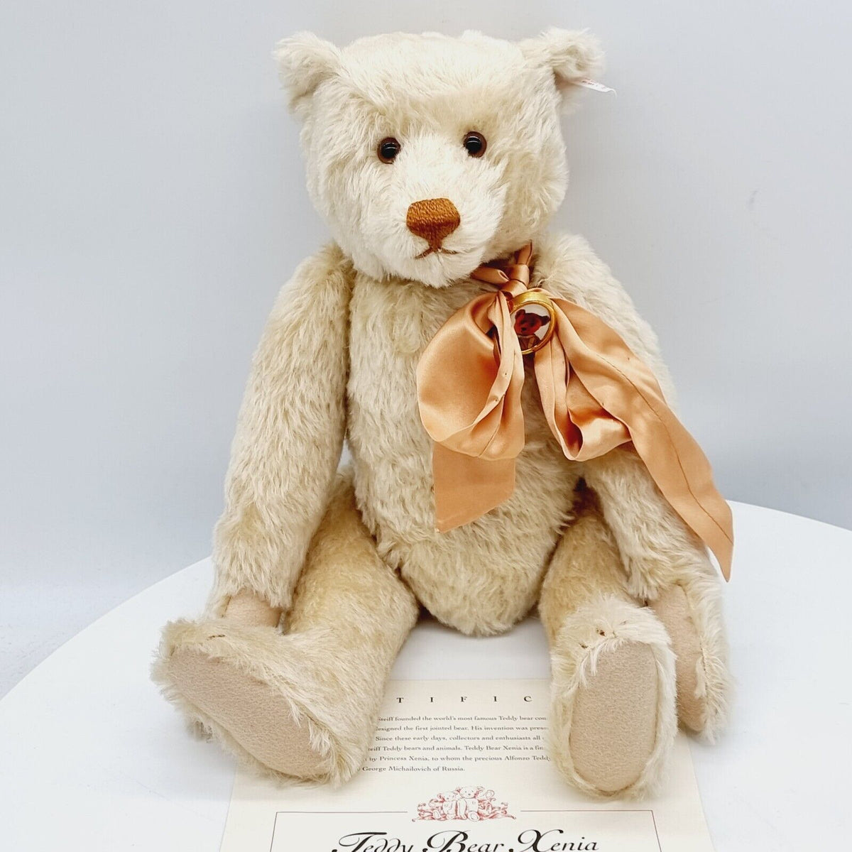 Steiff 660467 Xenia Teddybär hellblond limitiert 1500 Jahr 2001 Alfonzo Brosche