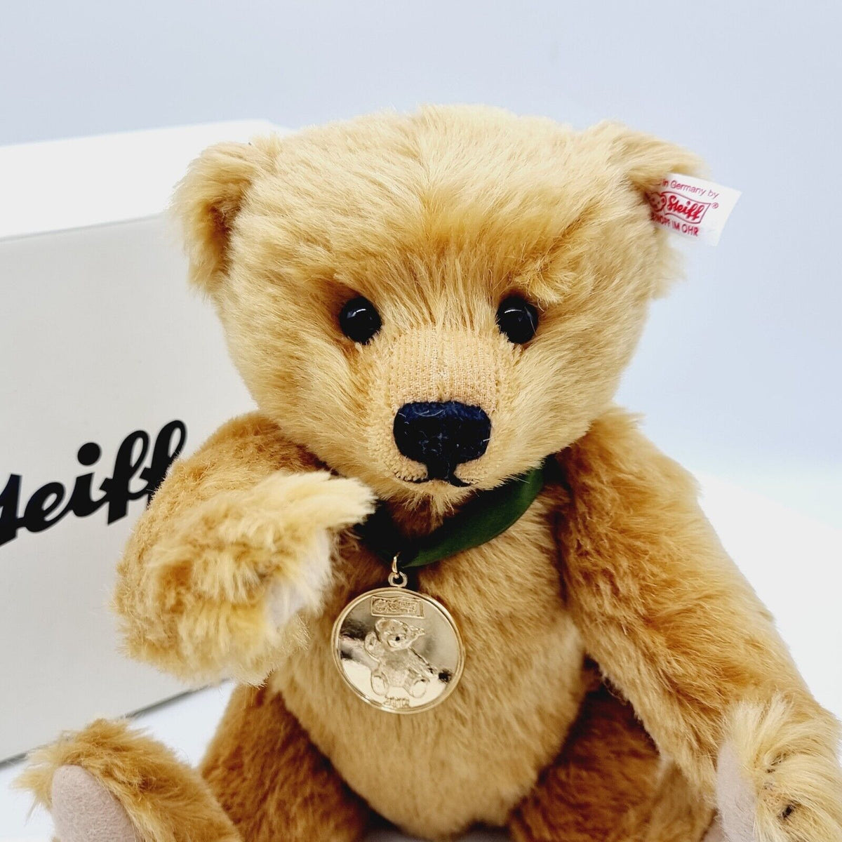 Steiff  663437 Danbury Mint Teddybär Year Bear 2012 limitiert 2012 30 cm Mohair