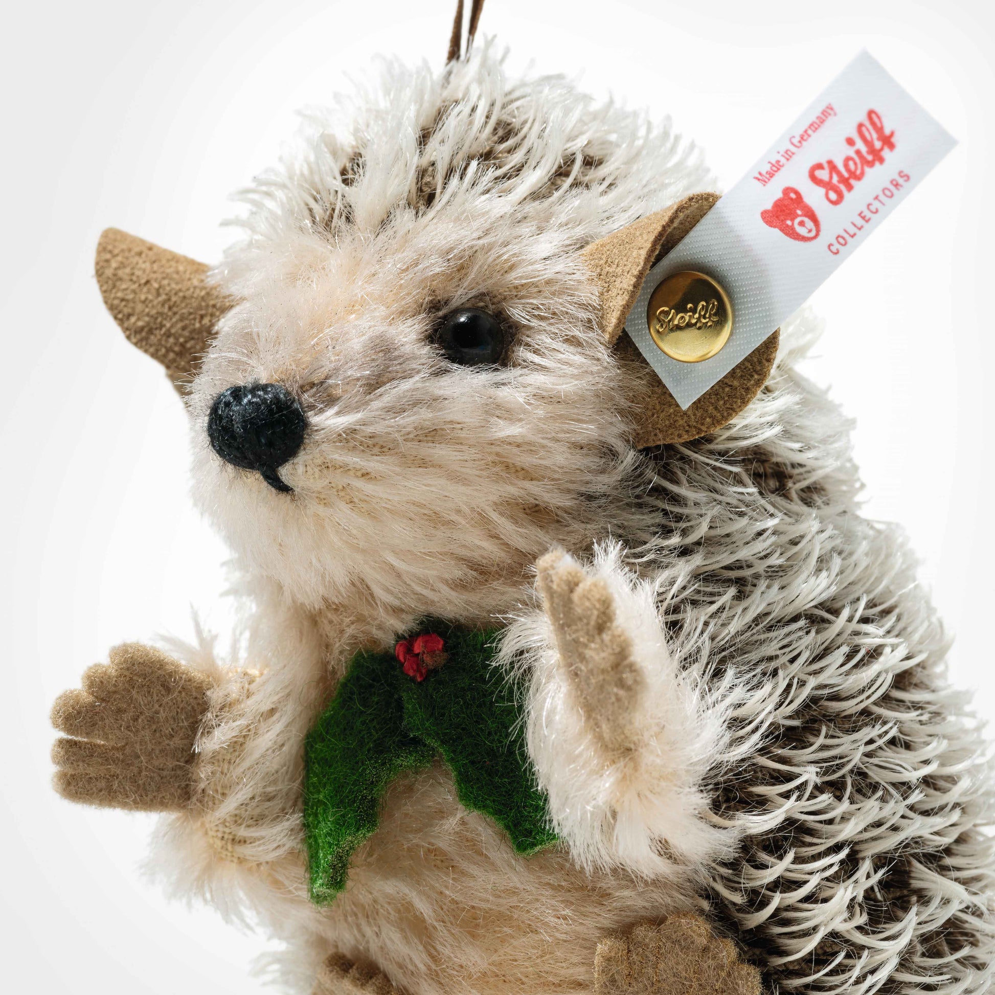 Steiff 684135 Igel Ornament mit Schlitten