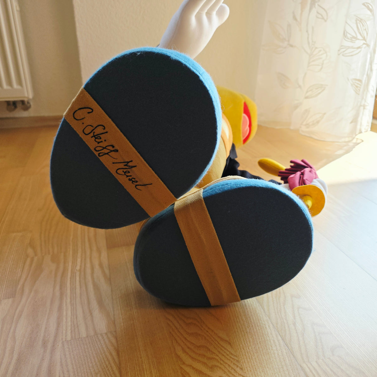 Nr. 1 Steiff 680380 Walt Diney`s Jiminy Cricket 80 cm limitiert 5 Exemplare Jahr 2008