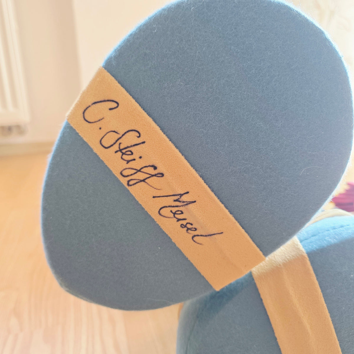 Nr. 1 Steiff 680380 Walt Diney`s Jiminy Cricket 80 cm limitiert 5 Exemplare Jahr 2008