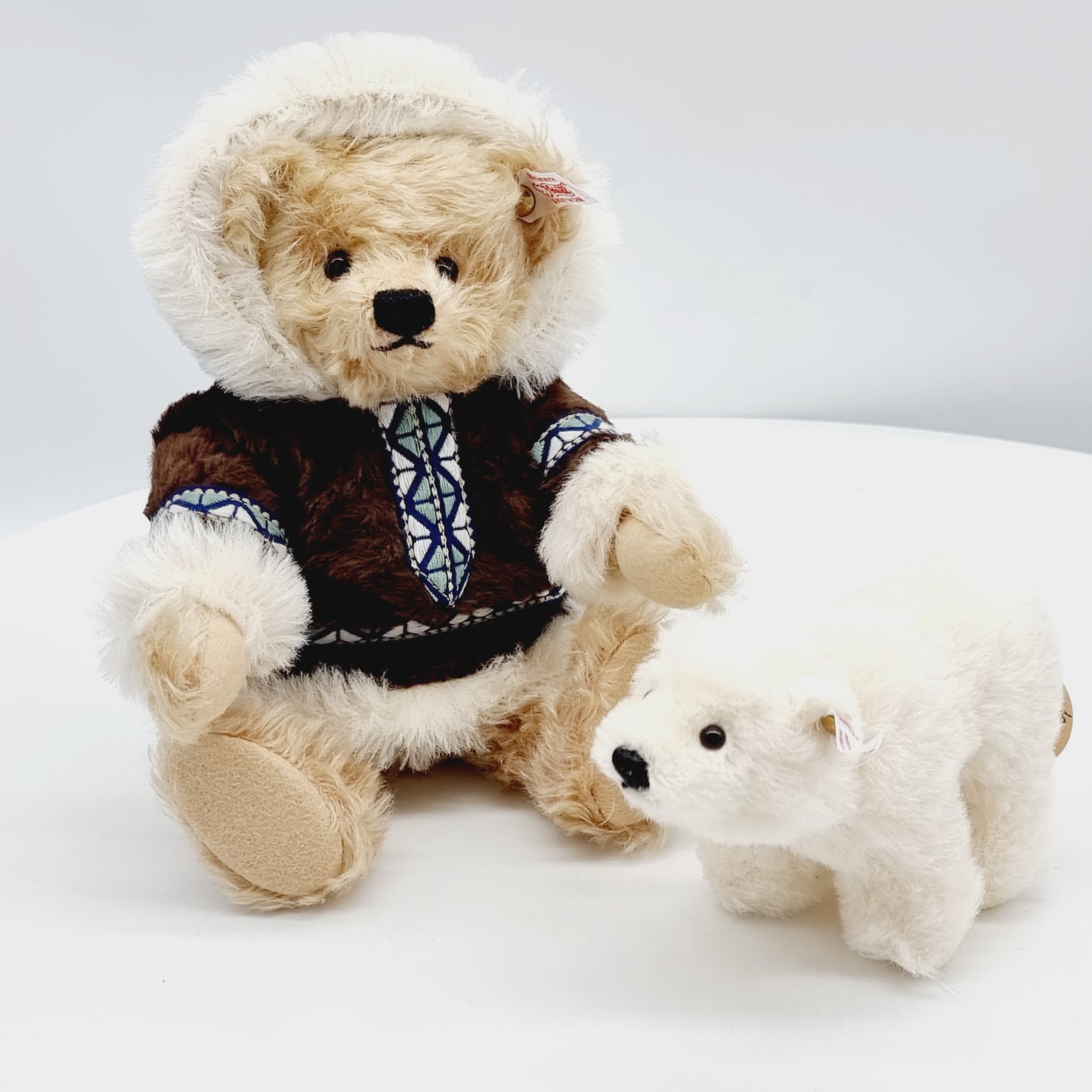 Nr. 12! Steiff 036019 Teddybär Matou Eskimo mit Eisbär 26 cm aus dem Steiff Archiv