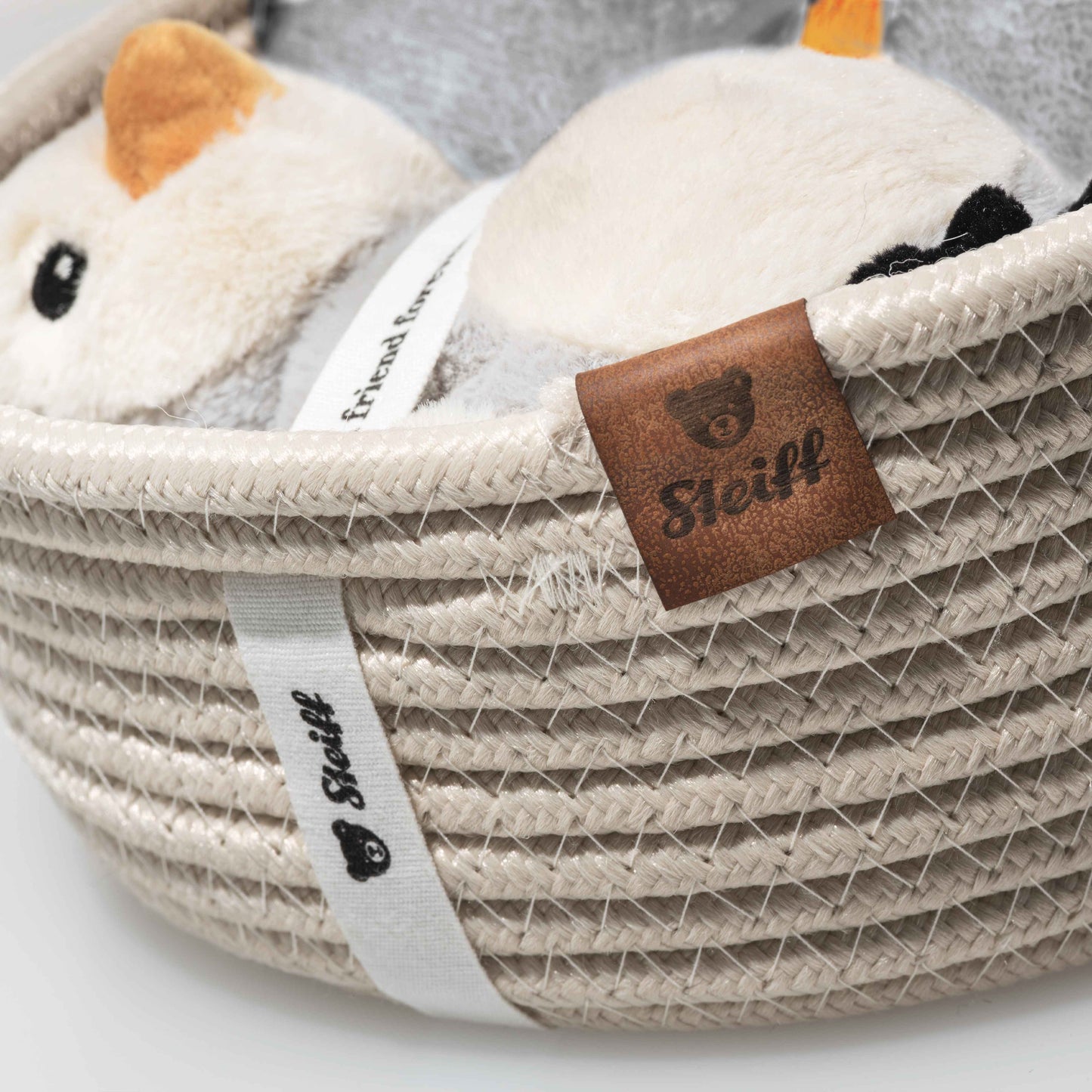 Steiff 242977 Geschenkset Lio Pinguin mit Rassel und Latz
