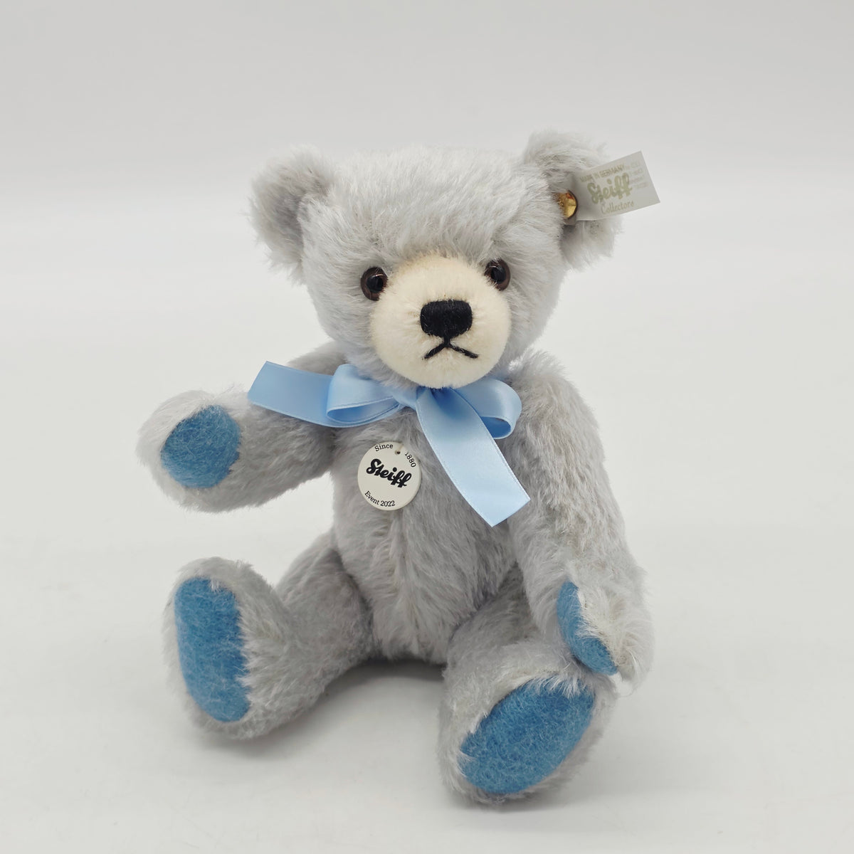Steiff 421709 Teddybär Club Event 2022 eisblau 22 cm