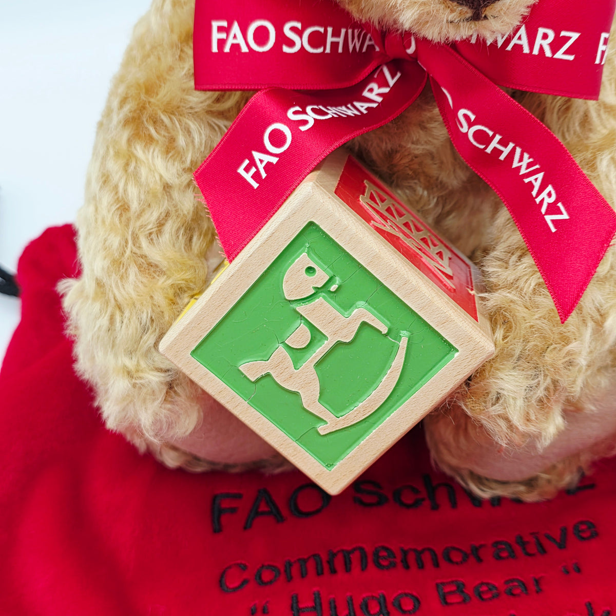 Steiff 667268 Teddybär Hugo 30 cm für FAO Schwarz limitiert