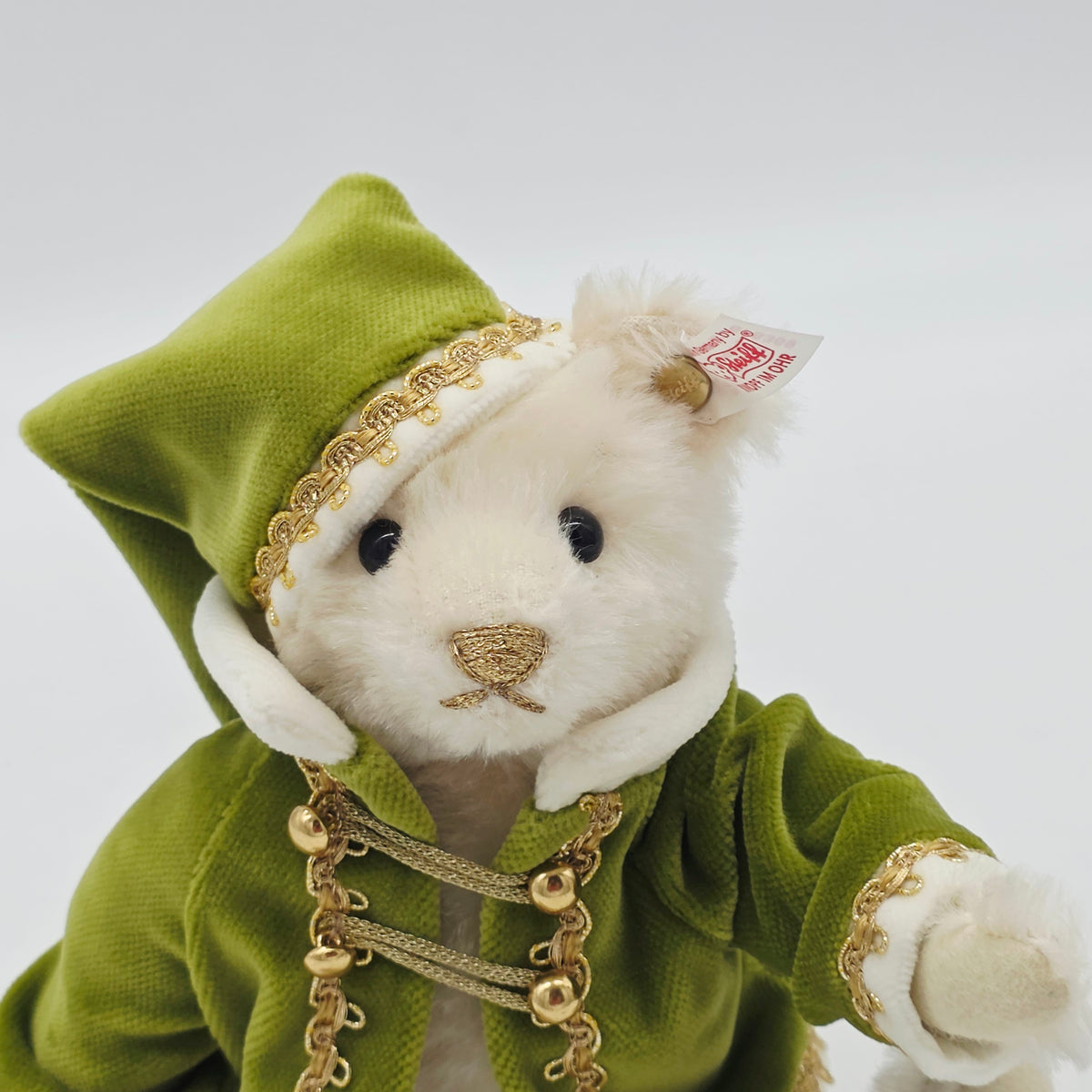 Steiff 676369 Little Santa 2010 Japan 22 cm