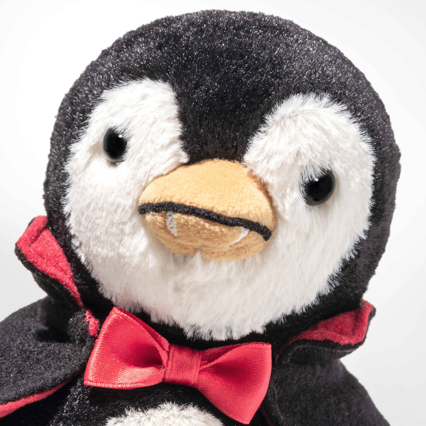 Steiff 057199 Nibble der Vampir Pinguin